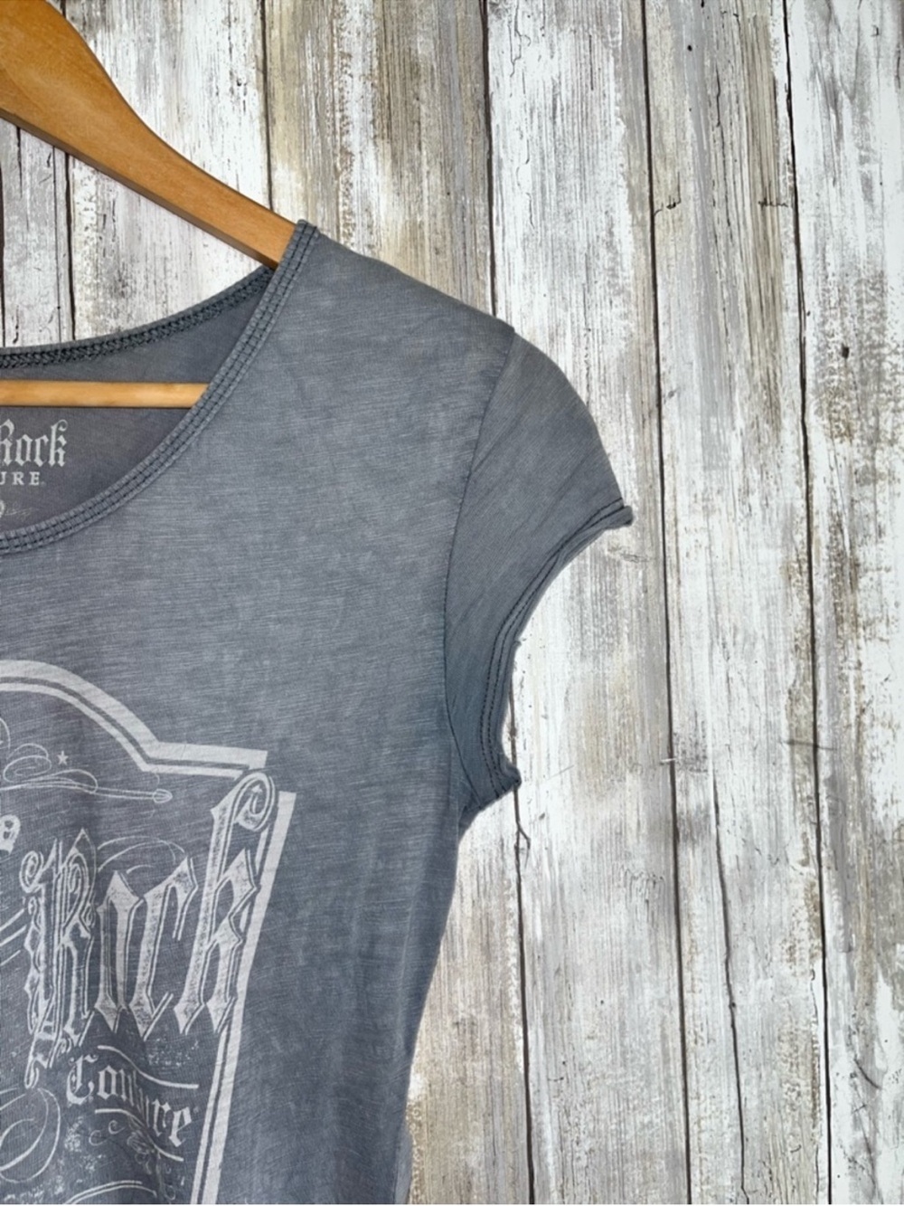 Hard Rock Cafe Orlando Graphic Tee Womens XS Baby Tee Fitted Y2K Vintage Style - Picture 3 of 7
